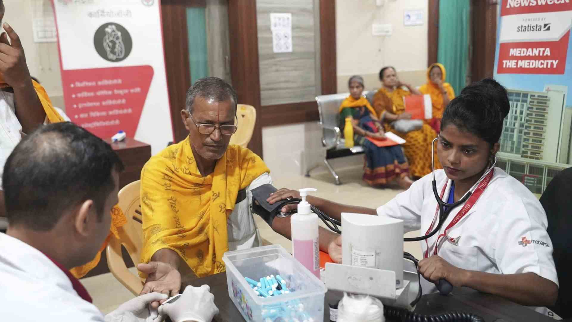 Swami Mukundananda Pictures