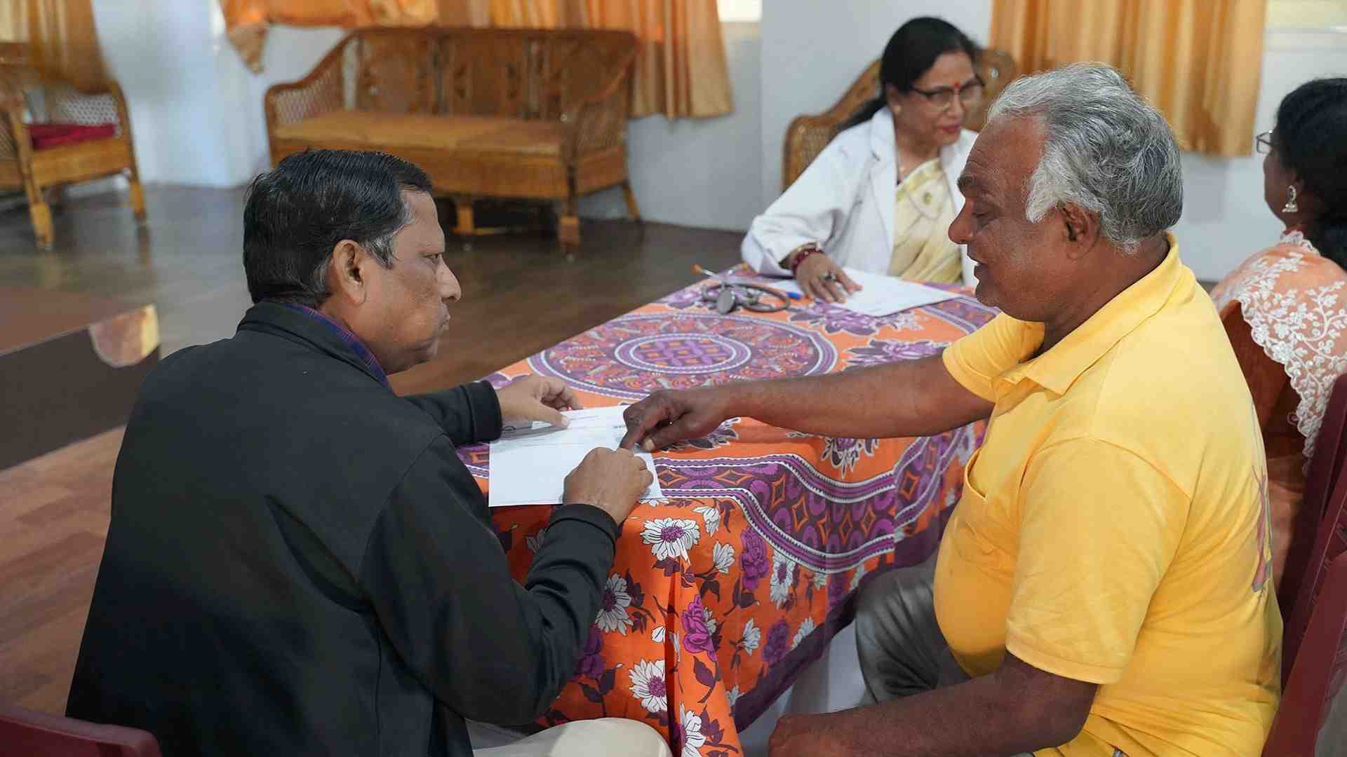 Swami Mukundananda Pictures
