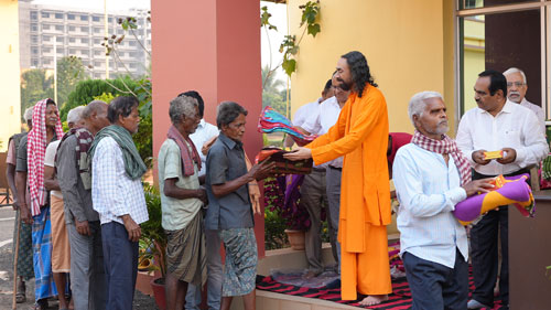 Swami Mukundananda Pictures